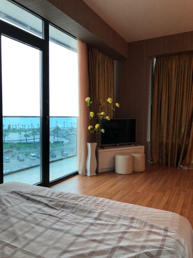 Euphoria Apartments บาทูมิ ภายนอก รูปภาพ